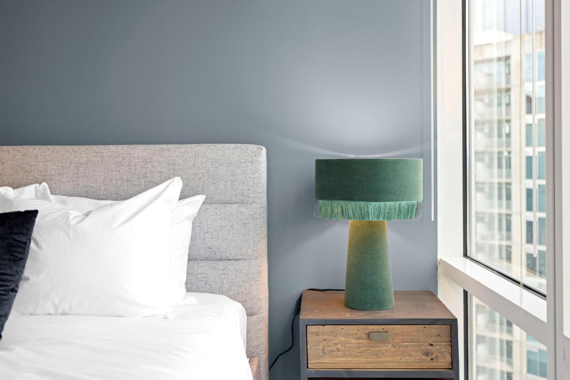 Placemakr Premier Sobro Nashville Luaran gambar A table lamp