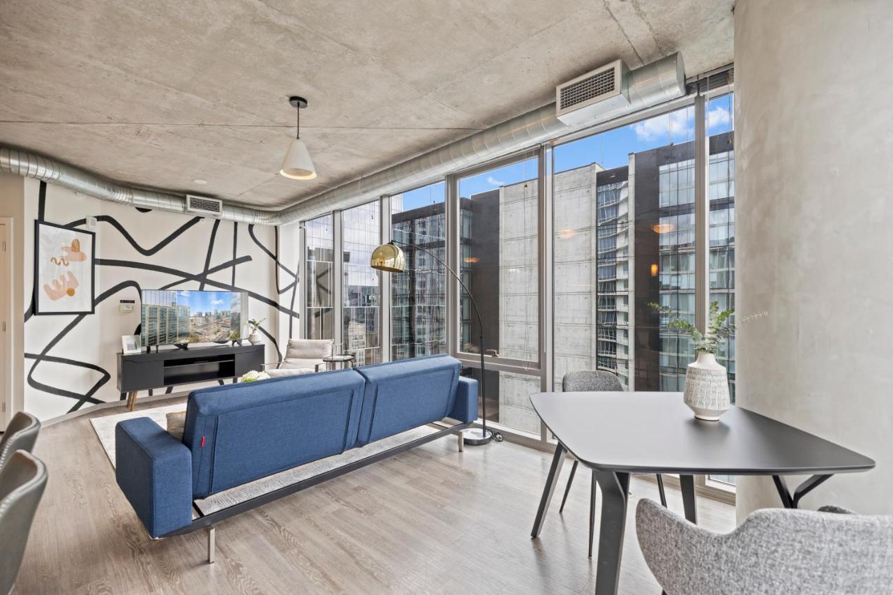 Placemakr Premier Sobro Nashville Luaran gambar A staged apartment at 1000M